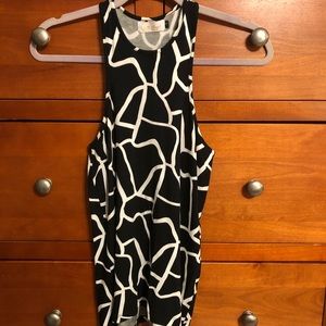 Ava sky tank tempo size small